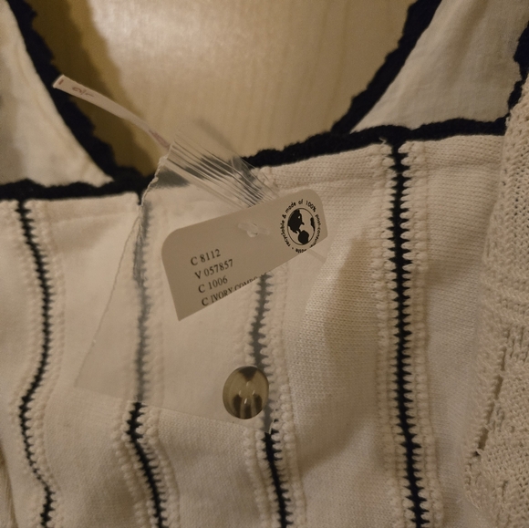 NWT Free People Rose Bud Knit Top Ivory Combo (L) - Picture 4 of 4